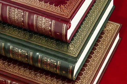 Пушкин А. С. «Избранные сочинения», Толстой Л.Н. «Кавказские произведения», Гоголь Н.В. «Мёртвые души» - миниатюра 4